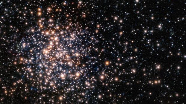 Terzan 5 é considerado pelos astrônomos como um "fóssil" da Via Láctea (Foto: BBC/European Southern Observatory)