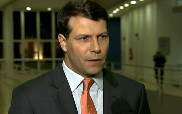 Leonardo Gaciba, comentarista de arbitragem (Foto: Reprodução/SporTV)