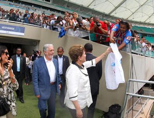 Dilma Rousseff presidente na arena fonte nova (Foto: Manu Dias / GOVBA) Dilma Rousseff presidente na arena fonte nova (Foto: Manu Dias / GOVBA)