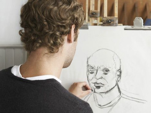 Já o terceiro grupo participou de aulas de arte, em que teve que desenhar um modelo nu (Foto: BBC/Thinkstock)