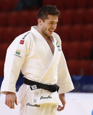 Victor Penalber disputa de bronze Mundial Astana judô (Foto: EFE)