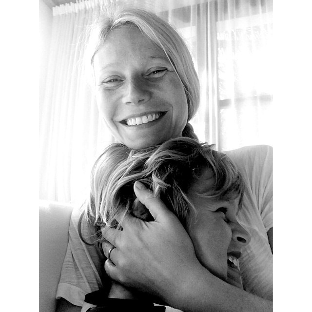 Gwyneth Paltrow e o  filho (Foto: Reprodução/Instagram)