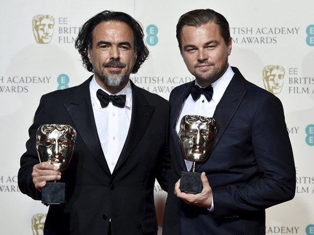 Bafta: Leonardo DiCaprio foi o melhor ator e o diretor Alejandro Gonzáles Iñárritu o melhor diretor, ambos por &#39;O regresso&#39;, que também foi escolhido melhor filme (Foto: REUTERS/Toby Melville)