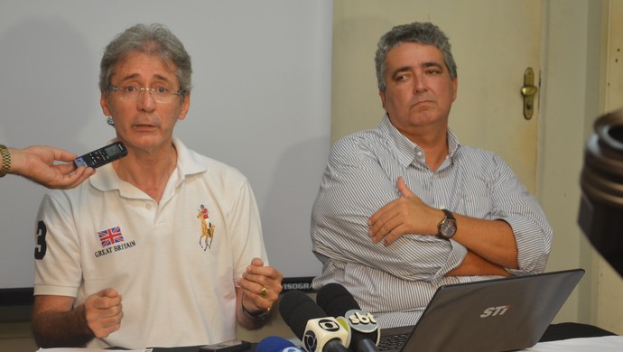 Nelson Lira e Ariano Wanderley, presidente e vice-presidente do Botafogo-PB, em coletiva de imprensa (Foto: Cadu Vieira / GloboEsporte.com/pb) Nelson Lira e Ariano Wanderley, presidente e vice-presidente do Botafogo-PB, em coletiva de imprensa (Foto: Cadu Vieira / GloboEsporte.com/pb)