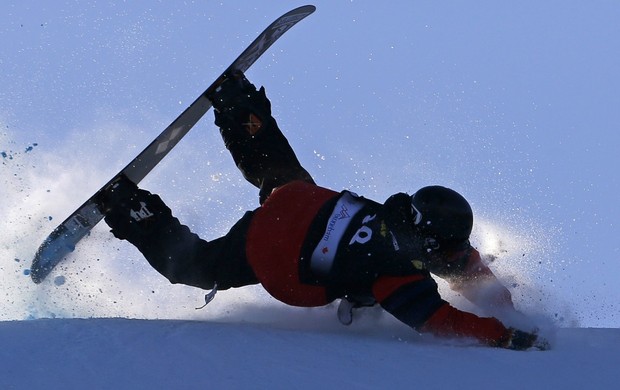 Marcos Batista no Mundial de snowboard em Stoneham (Foto: Reuters)