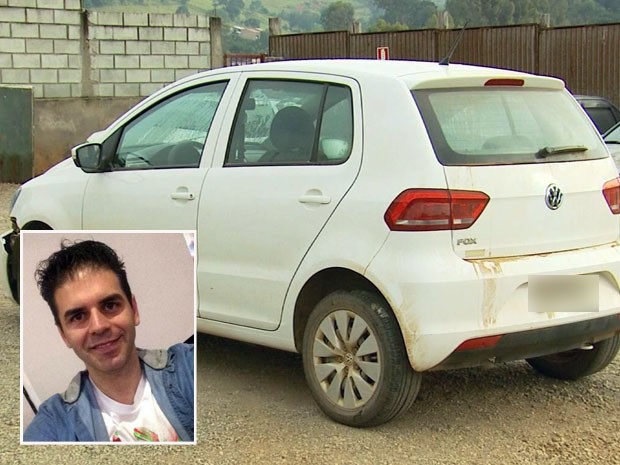 Carro havia sido encontrado abandonado em Pouso Alegre com manchas de sangue (Foto: Reprodução EPTV)