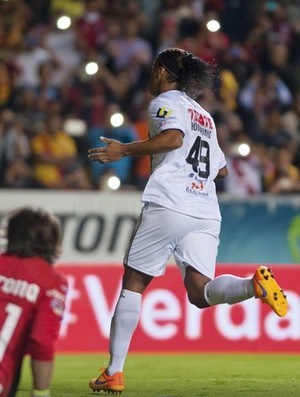 Ronaldinho Gaúcho faz gol pelo Querétaro (Foto: Divulgação/Site Oficial Querétaro)