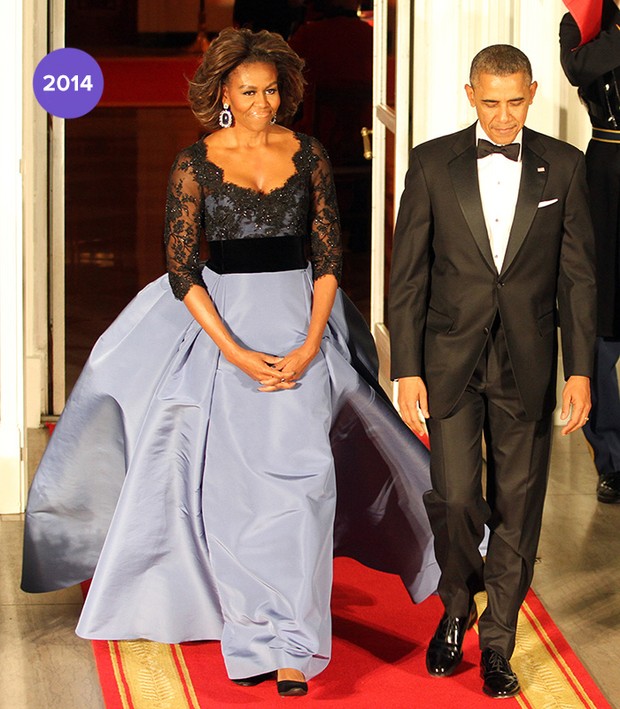 Michelle Obama e os 10 vestidos mais poderosos usados como 1ª dama durante os oito anos de mandato do presidente americano Barack Obama. Trajetória fashion de sucesso com muito estilo e sem ostentação (Foto: Getty Images)