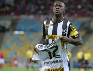 Seedorf ação de marketing, Botafogo x Internacional (Foto: Vitor Silva/SSPress)