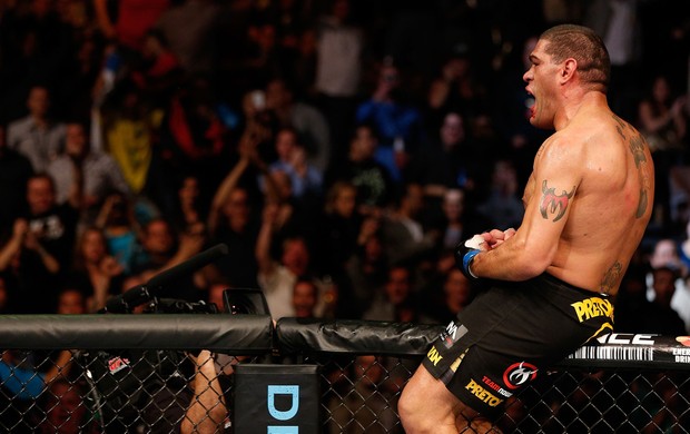 UFC 156 Alistair Overeem  Antonio Pezao Silva (Foto: Agência Getty Images)