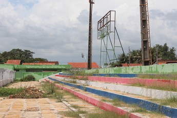 Obras do Estádio Deusdeth de Melo, em Campo Maior (Foto: Josiel Martins)