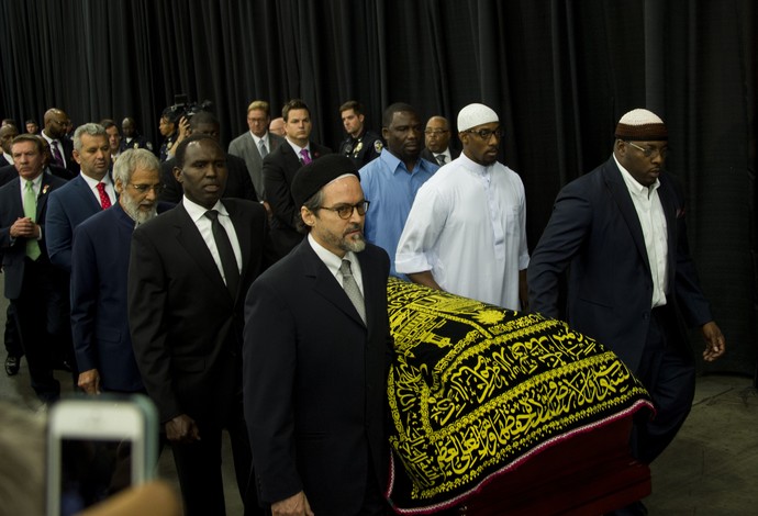 Caixão de Muhammad Ali  (Foto: JIM WATSON / AFP)