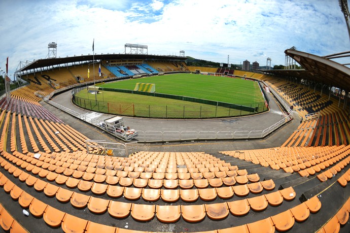 Estádio Raulino de Oliveira será adaptado para receber partida de futebol americano (Foto: Divulgação/Ferj)