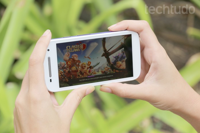 Nem jogo, nem vários apps abertos atrapalharam o desempenho do celular (Foto: Carol Danelli/TechTudo) Nem jogo, nem vários apps abertos atrapalharam o desempenho do celular (Foto: Carol Danelli/TechTudo)
