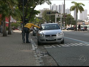 Motoristas que desrespeitarem a faixa vão ser multados (Foto: Reprodução/TV Cabo Branco)