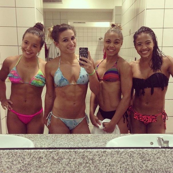 Jade barbosa, Isabelle Cristtina, Letícia Costa e cecilia treino ginastica barcelona (Foto: Reprodução/Instagram)
