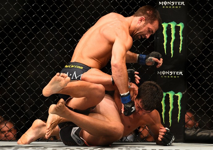 Luke Rockhold Lyoto Machida UFC MMA (Foto: Getty Images)