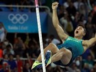 De garoto abandonado pela mãe a herói nacional: ouro de Thiago Braz será 'a imagem' da Rio 2016?