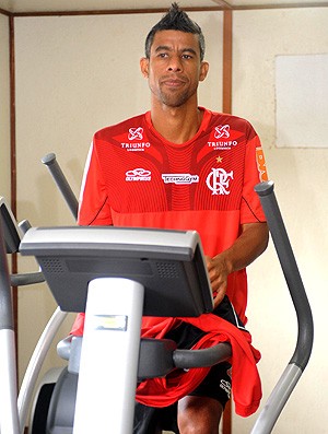 Léo Moura no treino do Flamengo (Foto: Alexandre Vidal / Fla Imagem)