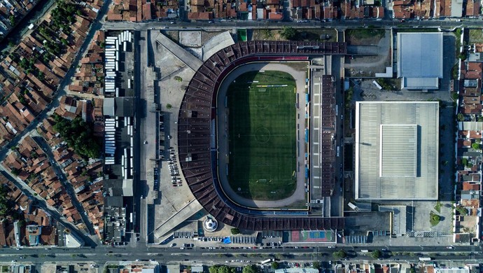 CSA x CRB: vista aérea do Estádio Rei Pelé sem público (Foto: Jonathan Lins/G1)