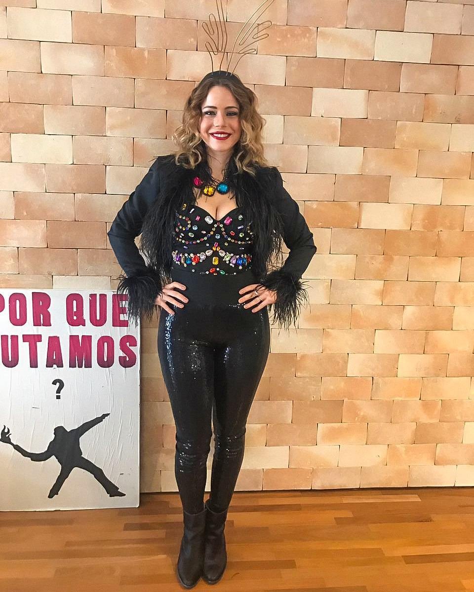 Leandra Leal Mostra Look Para Curtir A Parada Gay De Sp Glamour Moda