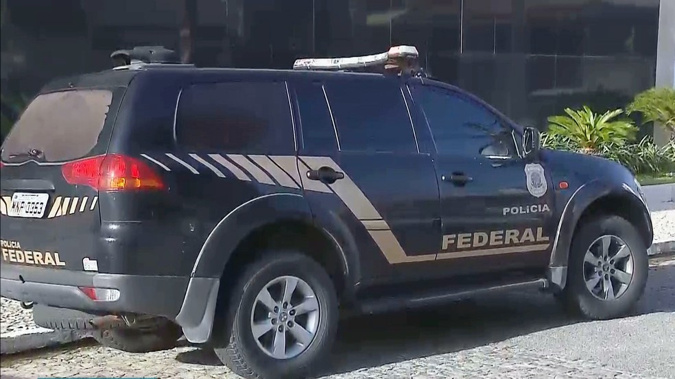 Polícia Federal cumpriu dois mandados nesta sexta (2) em João Pessoa durante Operação Irerês (Foto: Reprodução/TV Cabo Branco)