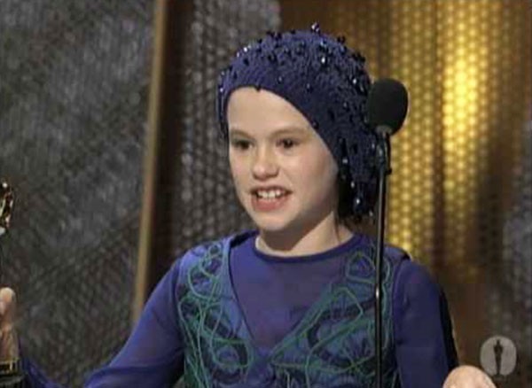 Anna Paquin na cerimônia do Oscar em 1994 (Foto: Reprodução / YouTube)