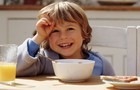 O café da manhã contribui para o melhor desempenho na escola (Thinkstock)