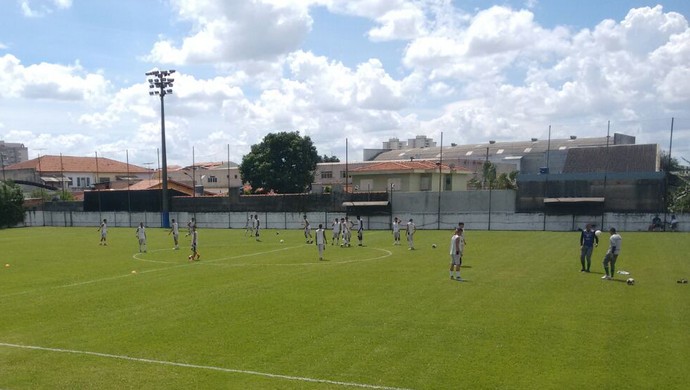 Porto-PE faz a preparação para a estreia na copinha, em Santo André (Foto: Manoel Messias Medeiros)