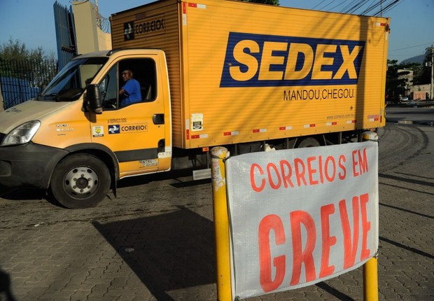 Os trabalhadores dos Correios entram em greve (Foto: Fernando Frazão/Agência Brasil)