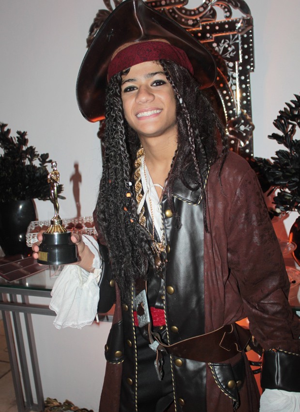 Gabriel Santana se vestiu de Jack Sparrow (Foto: Bruna Ricardo/Divulgação)