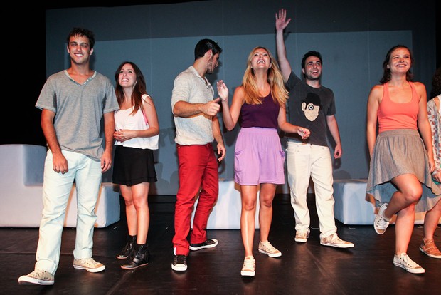 Elenco da peça 'A minha primeira vez’ (Foto: Manuela Scarpa/ Foto Rio News)