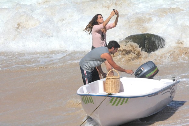 Gravação de Flor do Caribe com Daniela Escobar e Bruno Gissoni (Foto: Delson Silva / Agnews)