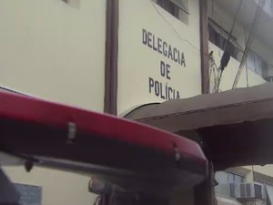 Delegacia de Lorena (Foto: Reprodução/ TV Vanguarda) Delegacia de Lorena (Foto: Reprodução/ TV Vanguarda)