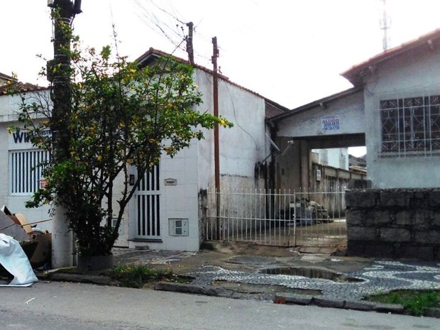 Jovem denunciou o próprio pai após ver a irmã sofrer série de estupros em Santos, SP (Foto: Alexandre Lopes/G1)
