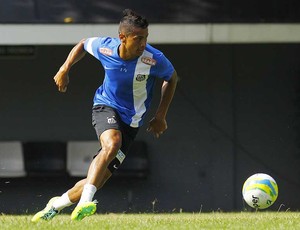 Cícero Santos (Foto: Ricardo Saibun / Divulgação Santos FC)