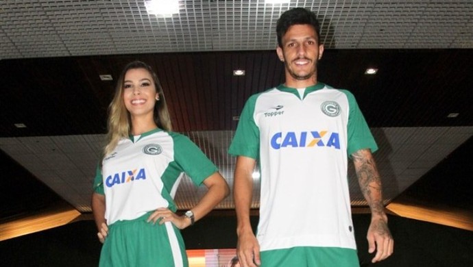 Goiás lança novo uniforme (Foto: Rosiron Rodrigues / Goiás E.C.)