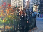 Marina Ruy Barbosa faz charme para foto em Nova York