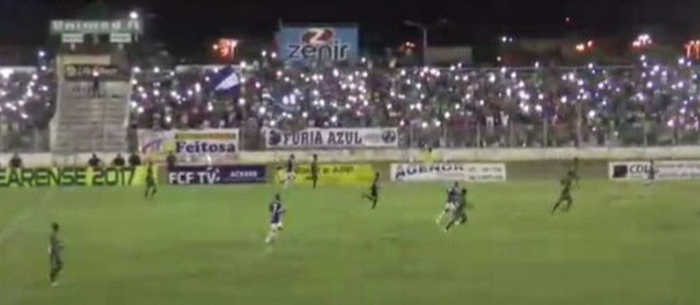Com Morenão iluminado pela torcida, Iguatu vence o Floresta e conquista título da Série B do Cearense (Foto: Reprodução/FCF TV)