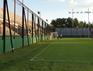 Estádio Julio Grondona, em Sarandí (Foto: Fernando Martins)