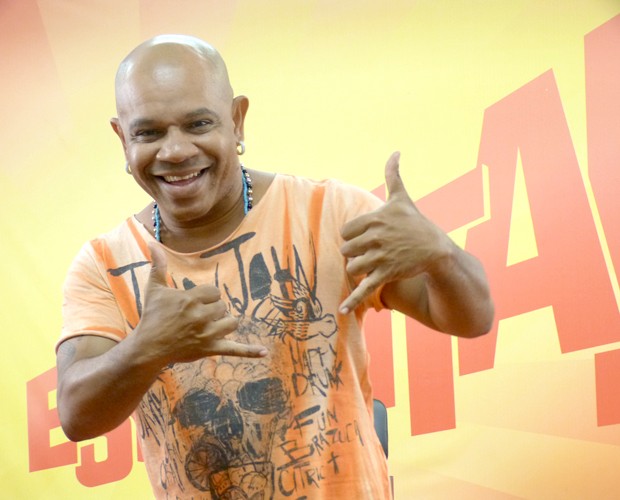 Reinaldo Nascimento deixa Terra Samba para seguir carreira solo (Foto: Esquenta! / TV Globo)