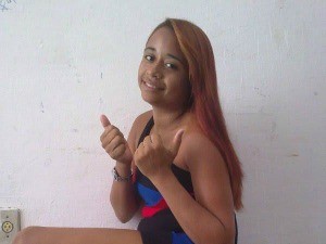 Ingrid Maiara, de 18 anos, morreu com o tiro durante o pré-carnaval (Foto: Arquivo pessoal)