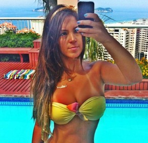 Da Cor Do Pecado Katia Volkland Avisa A Mulher Fica Mais Bonita Bronzeada Bale Do Faustao Programas