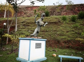 Apos Lama Familia Ve Rachaduras E Teme Que Casa Desabe Em Rio Em Mg Desastre Ambiental Em Mariana G1 Ver más ideas sobre indio nativo, arte nativo americano, arte nativo. g1 globo