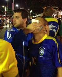 Festa em Copacabana tem confusão; SIGA (Henrique Coelho/G1)