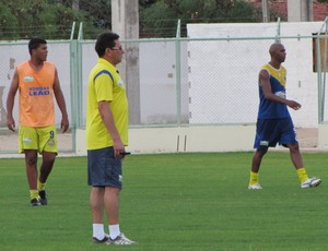 Roberto Carlos, técnico, Horizonte (Foto: Juscelino Filho)