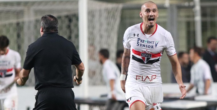 Maicon São Paulo Atlético-MG x São Paulo (Foto: Rubens Chiri/saopaulofc.net)