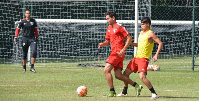 Ganso treina neste domingo, no CT da Barra Funda (Foto: Felipe Espindola / www.saopaulofc.net)