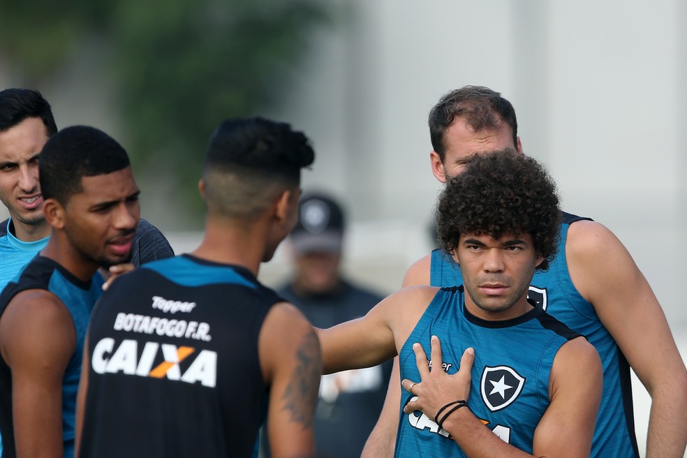 Após três semanas, Camilo está à dispoisção de jair para o clássico contra o Vasco (Foto: Satiro Sodré/SSPress/Botafogo)