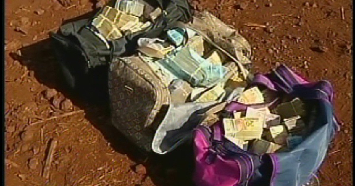 G1 Polícia ainda procura por traficantes que deixaram R 1,5 mi para